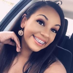 Meet your Posher, Iris